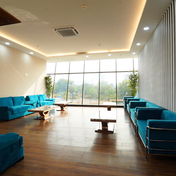 Sample of a Luxurious Lounge at Saya Gold Avenue - Buy 2/3/4 BHK Residentail Luxury Apartments in Indirapuram Ghaziabad
